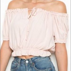 Brandy Melville Scrunch Crop Top